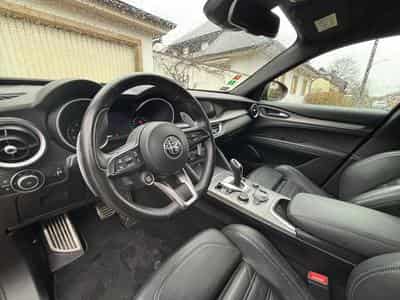 Alfa-Romeo Stelvio Veloce (2022) - Foto 14