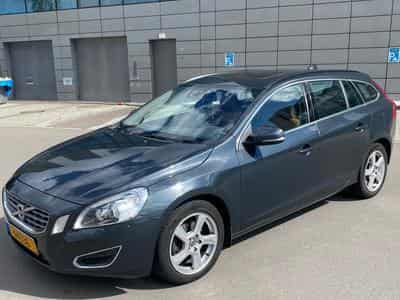 Volvo V60 SUMMUM (2012) - Foto 1