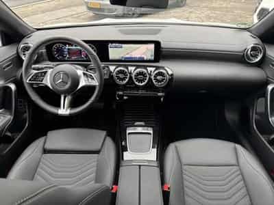 Mercedes GLA 200 (2025) - Photo 11