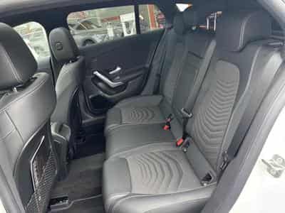 Mercedes GLA 200 (2025) - Photo 12