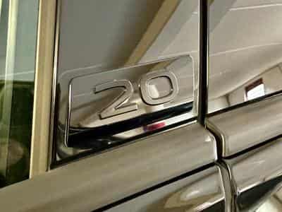 VW Golf Golf R – Série Spéciale “20 Years” (2024) - Foto 4