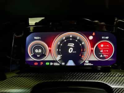 VW Golf Golf R – Série Spéciale “20 Years” (2024) - Foto 8