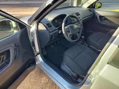 Skoda Fabia Ambiente 1.2 TSI (2011) - Foto 10