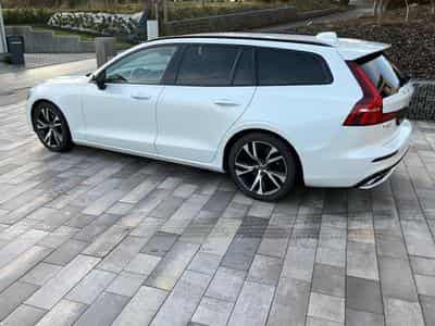 Volvo V60 B4 Mild Hybrid (2021) - Photo 1