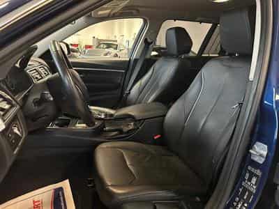 BMW 335 d xDrive Luxury Line (2018) - Photo 12