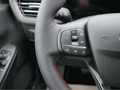 Ford Kuga (2026) - Foto 12