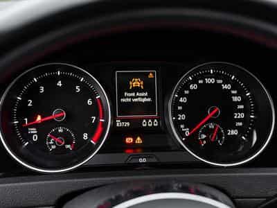 VW Golf VII 5-Türer GTI (2018) - Foto 8