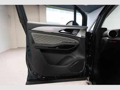 Forthing U-Tour 1.5 TURBO AUTO 7 PLACES (2026) - Photo 13