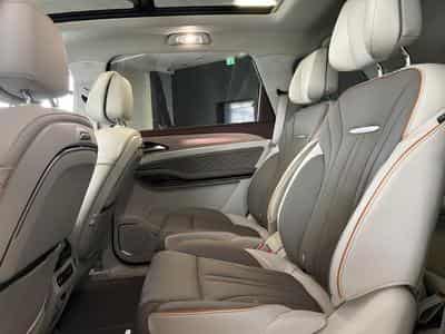 Forthing U-Tour 1.5 TURBO AUTO 7 PLACES (2026) - Photo 9