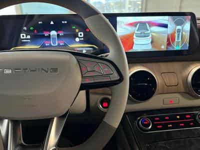 Forthing U-Tour 1.5 TURBO AUTO 7 PLACES (2026) - Photo 7