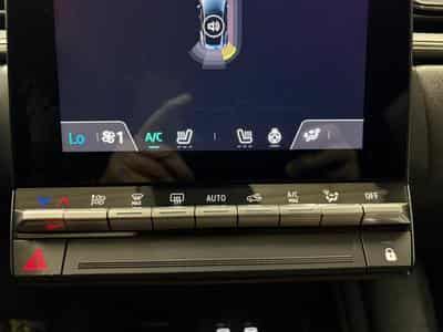 Renault Captur Techno TCe 160 auto CAMERA/NAVI/SIEGES CHAUFFANTS (2025) - Foto 14