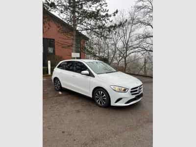 Mercedes B 180 (2021) - Foto 1