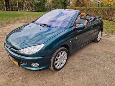 Peugeot 206 206cc Roland Garros (2004) - Photo 1