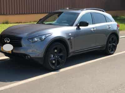 Infiniti QX70 S (2015) - Foto 1