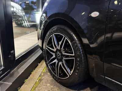 Mercedes Vito VIP CDI extra-long propul 2.0 L 136CV CDI (2023) - Foto 4