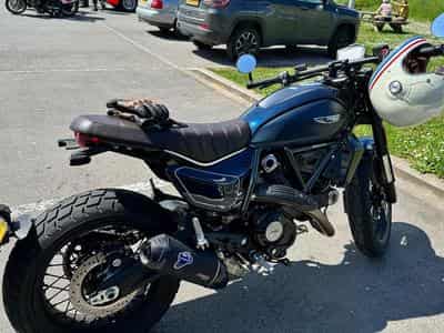 Ducati Scrambler Nightshift (2024) - Foto 9