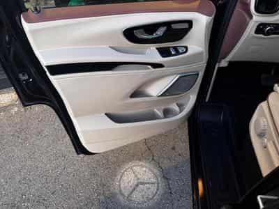 Mercedes Vito Tourer CDI extra-long L3 VIP (2025) - Foto 13