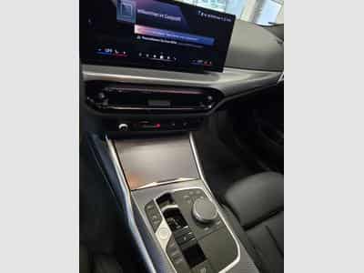 BMW 330 i xDrive M-Sport (2025) - Foto 2