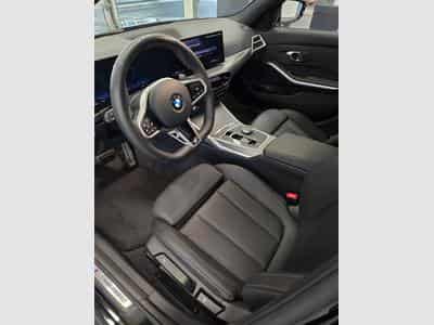 BMW 330 i xDrive M-Sport (2025) - Foto 4