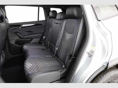 VW Tayron 1.5 TSI eHybrid 150 kW R-Line (2025) - Foto 10