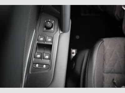 VW Tayron 1.5 TSI eHybrid 150 kW Life (2025) - Foto 8