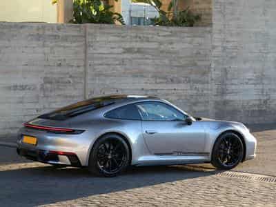 Porsche 911 Carrera T (2024) - Foto 4