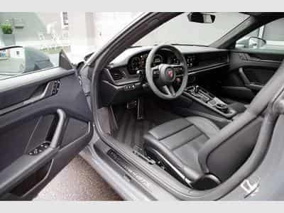 Porsche 911 992.2 4 GTS Coupe*14-Wege,ACC,BOSE,Schiebedach* (2025) - Photo 1