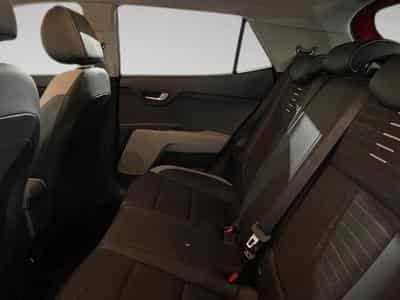 Kia Stonic 1.0 INSPIRE (2024) - Foto 10