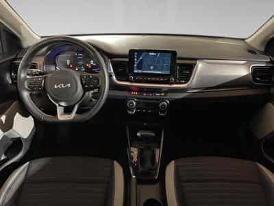 Kia Stonic 1.0 INSPIRE (2024) - Foto 4