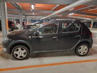 Dacia Sandero Stepway (2016) - Photo 1