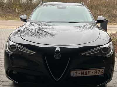 Alfa-Romeo Stelvio (2017) - Foto 1