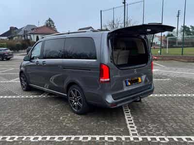 Mercedes V AMG 300 L2 4X4 (2022) - Foto 2