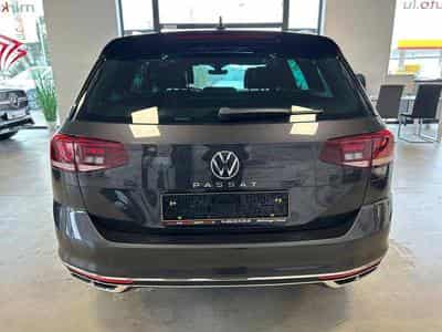 VW Passat R-Line (2021) - Photo 4