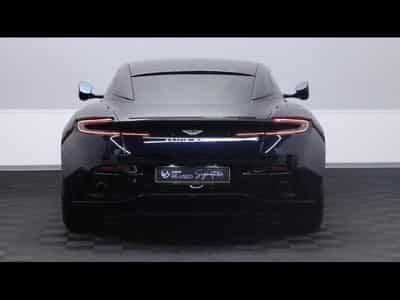 Aston-Martin DB12 Coupé (2025) - Foto 5