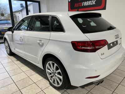 Audi A3 SPORTBACK 35 TDi Design S tronic (2019) - Photo 3