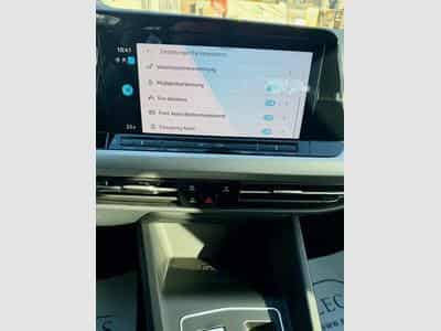 VW Golf VIII 1.0 TSI 110 DSG7 Life NAVI/CAM/ACC (2022) - Photo 15