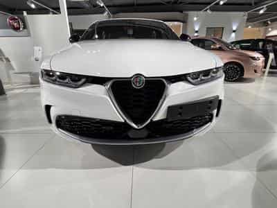 Alfa-Romeo Tonale TI 1.5 HYBRID DCT 160 CV (2025) - Foto 2