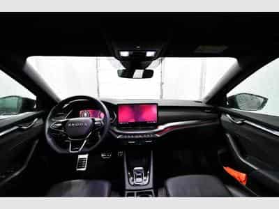 Skoda Octavia Octavia Combi 2.0 TSI DSG RS - Std.H., AHK, Kame (2025) - Photo 6