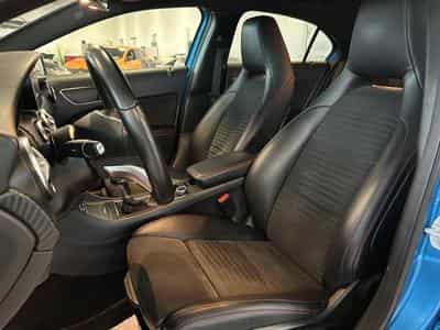 Mercedes A 200 d AMG-Line (2016) - Photo 11