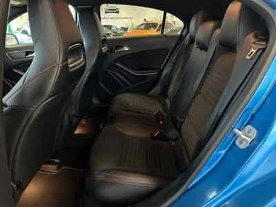 Mercedes A 200 d AMG-Line (2016) - Photo 12