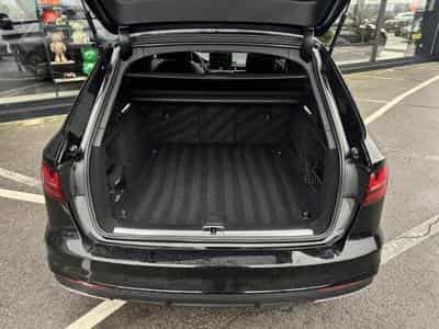 Audi A4 Avant S-line Edition 2.0L TDI 163CV (2022) - Foto 11