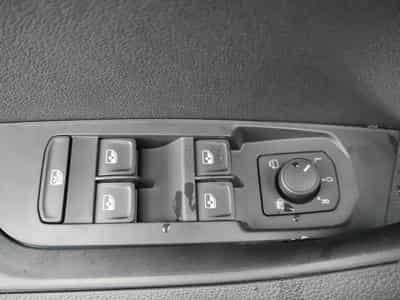 Skoda Karoq Sportline 2.0 TSI 4x4 DSG (2026) - Photo 10