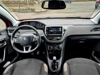 Peugeot 208 1.2 Orange Power  Restylée Sport (2015) - Photo 8