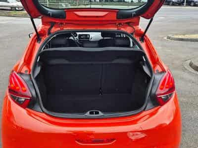 Peugeot 208 1.2 Orange Power  Restylée Sport (2015) - Photo 12