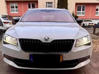 Skoda Superb Sportline TDi DSG 4x4 (2018) - Photo 1