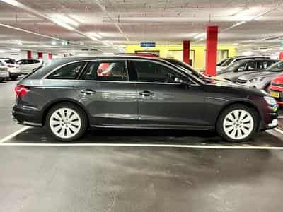 Audi A4 Advanced (2024) - Foto 1