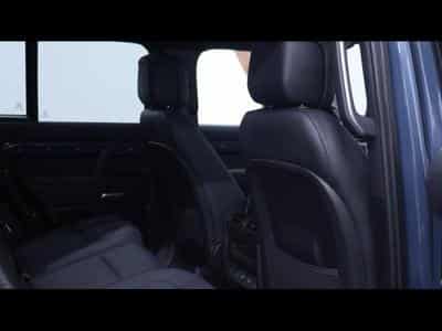 Land-Rover Defender 110 D200 X-Dynamic SE AWD Auto (2026) - Photo 12