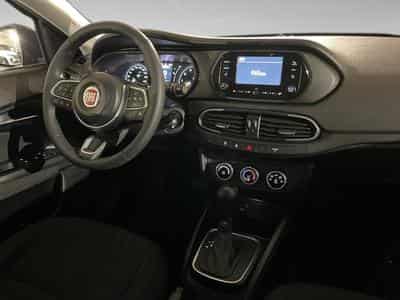 Fiat Tipo 1.5 HYBRIDE ESSENCE (2024) - Photo 7