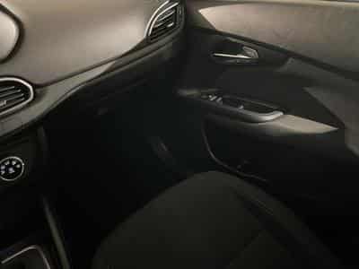 Fiat Tipo 1.5 HYBRIDE ESSENCE (2024) - Photo 9