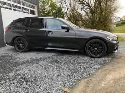 BMW 320 touring X drive (2020) - Foto 2